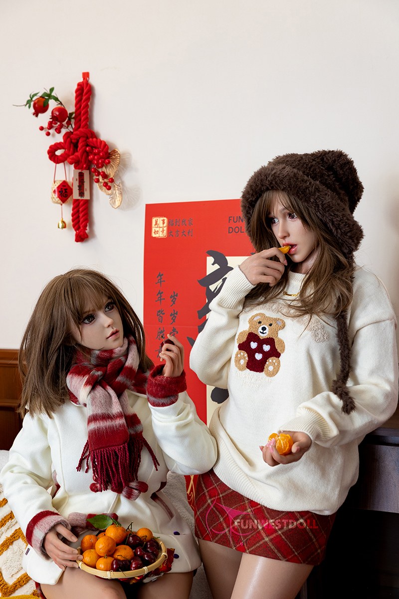FunWest Dolls Bella 159cm A-Cup Silicone doll, photo 4