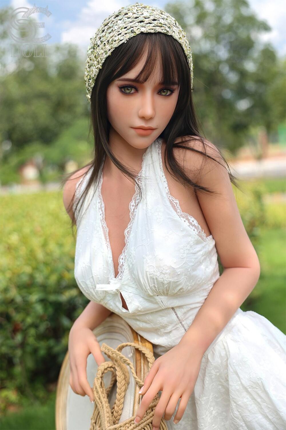 Queena.F 160cm C-Cup TPE Customizable Companion Doll