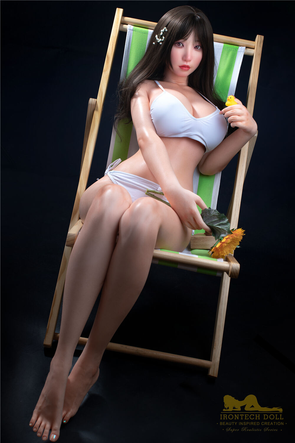 Erica Katte 165cm G-Cup Hybrid Customizable Companion Doll
