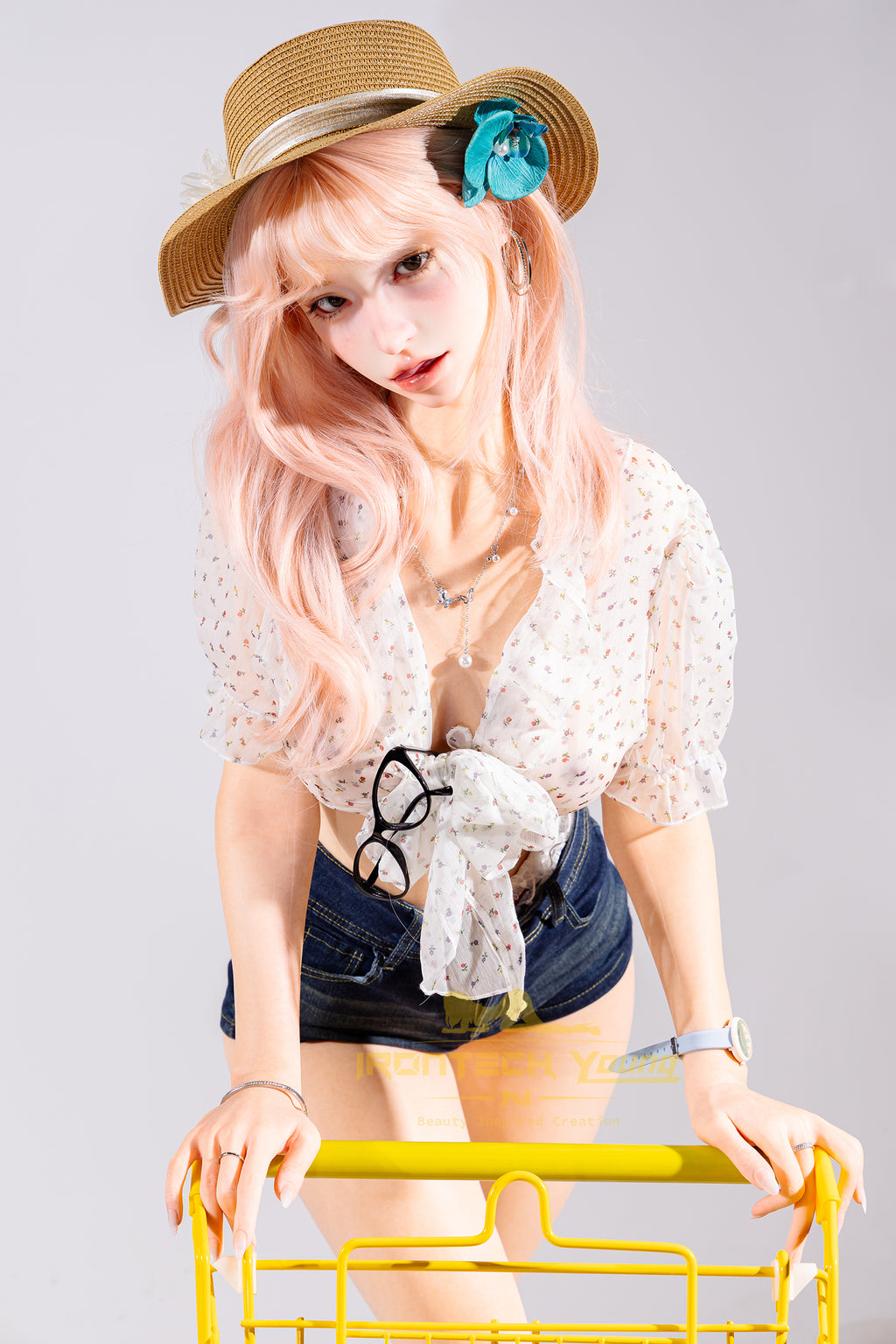 Irontech Mio Sunshine Traveler 166cm E-Cup silicone companion doll with pink hair, photo 4